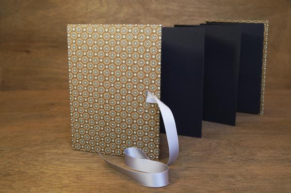 Zig zag photo album with black pages